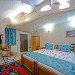 Отель Elysee Cave House