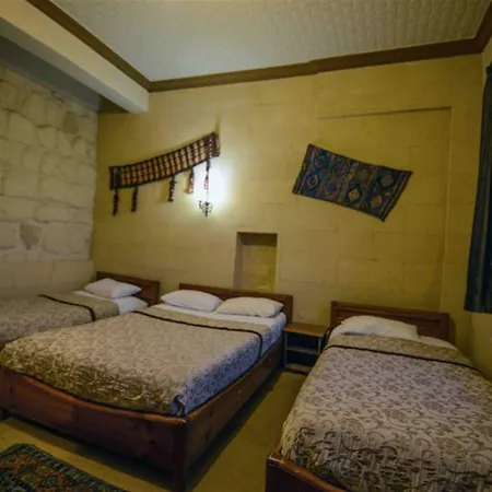 Elysee Cave House غوريمِيه