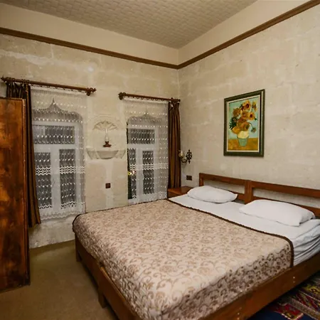 Elysee Cave House Hotel