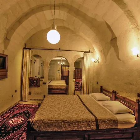 Elysee Cave House فندق