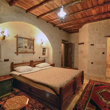 فندق Elysee Cave House 4*