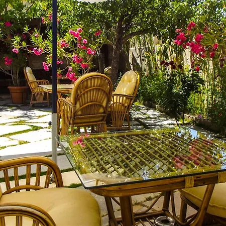 Elysee Cave House Hotel