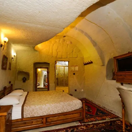 Elysee Cave House فندق