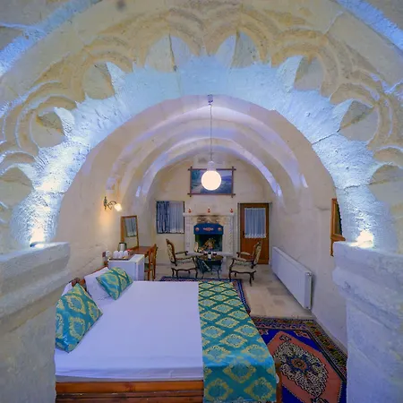 Elysee Cave House فندق